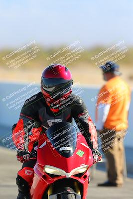 media/Mar-09-2025-TrackXperience (Sun) [[4c2000c718]]/1-Around the Pits-Pre Grid/
